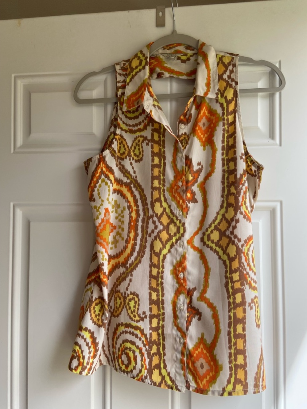 Guess button down blouse